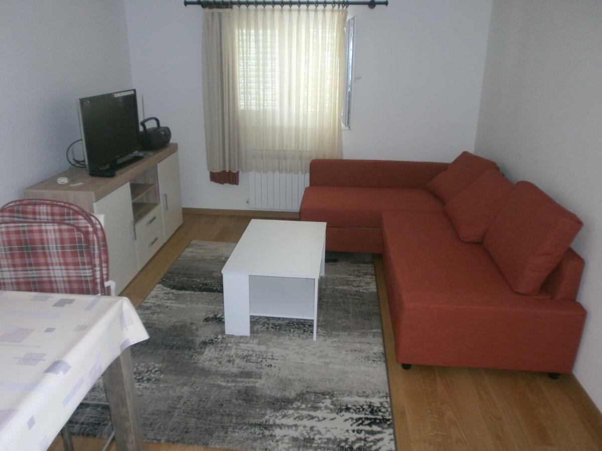 Apartments Ljubica Biograd Na Moru Eksteriør billede